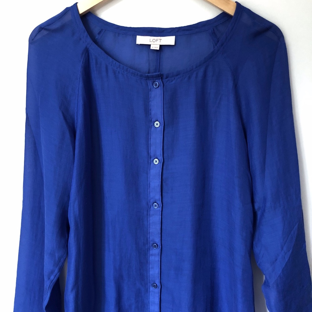 NWOT LOFT lightweight blouse